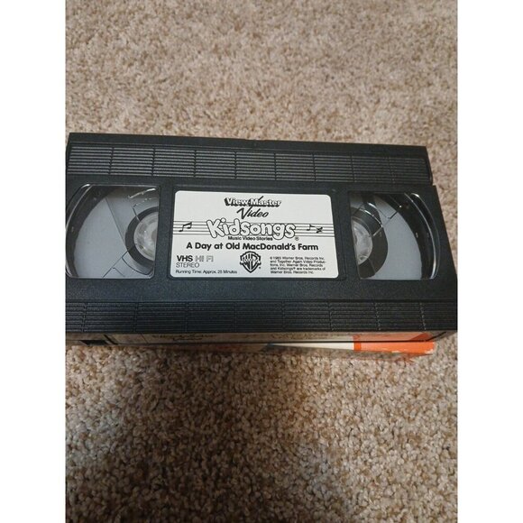 Kidsongs View-Master Video VHS Tape Music A Day at Old MacDonald's Farm 1985 TAP - Picture 3 of 3